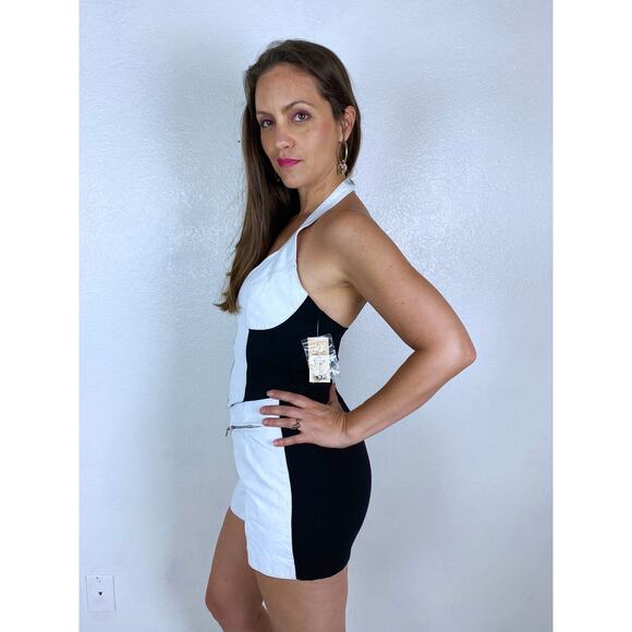 vintage 80s nwt Black, White WILSONS LEATHER two piece set Large nwt halter top - Picture 4 of 10